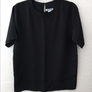 Lightweight simple shirt
